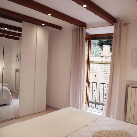 Loft The Balcony In Centre Апартаменты Сорренто