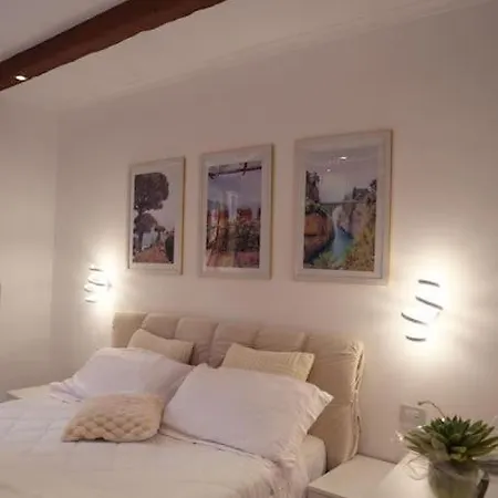 דירה Loft The Balcony In Centre