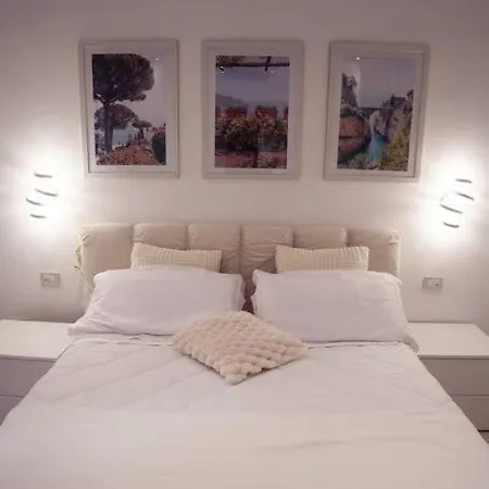 Loft The Balcony In Centre *