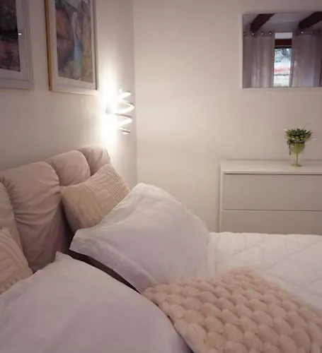 Loft The Balcony In Centre *