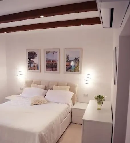 Appartamento Loft The Balcony In Centre Sorrento